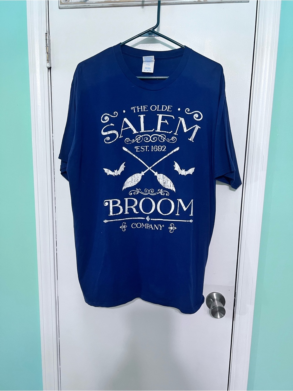 Salem Broom Company Graphic Tee - Navy Blue Size XL